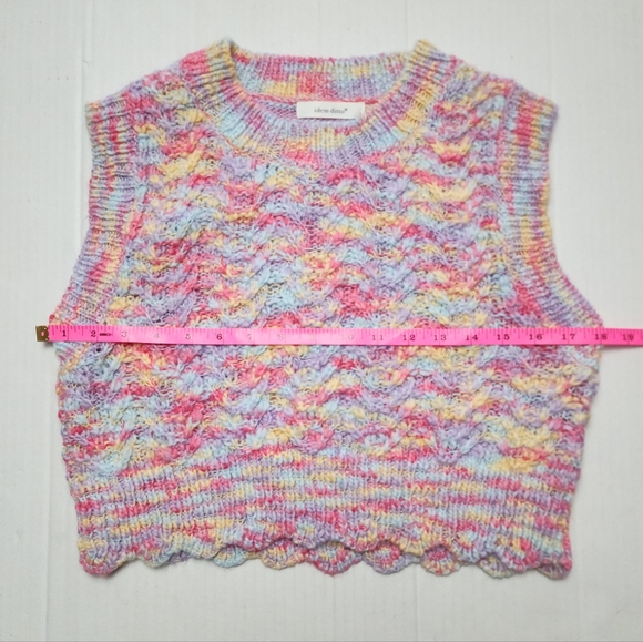 NWT Sweater Vest - Picture 9 of 12